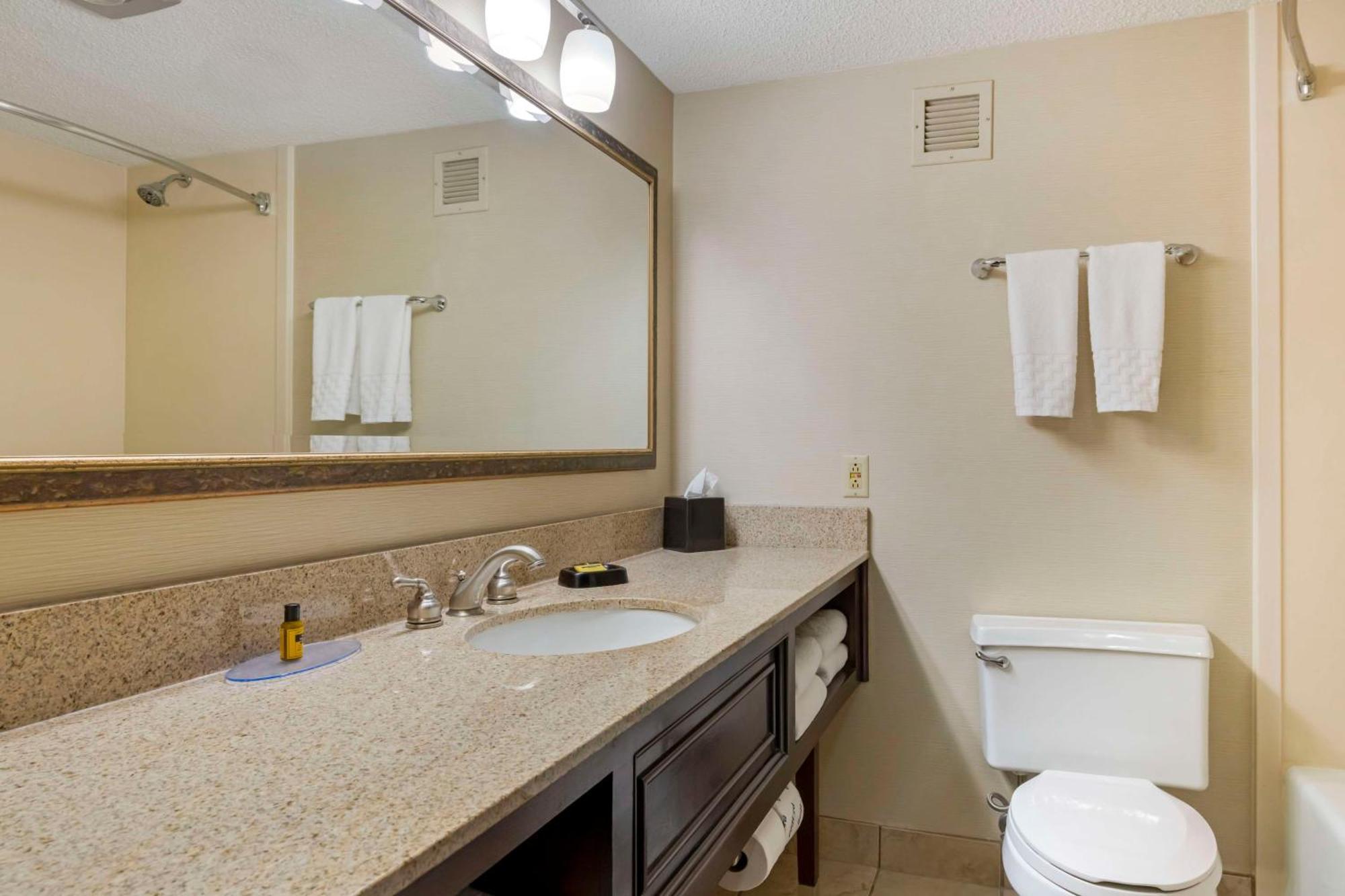 Best Western Plus St. Paul North/Shoreview Exterior photo